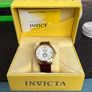 Vintage Limited edition Invicta 6367
Men's White Mother of Pearl Dial